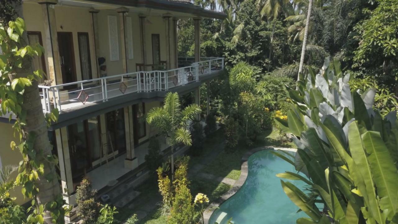 Guest house Junjungan 3*