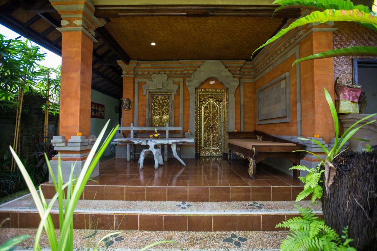 Permata *