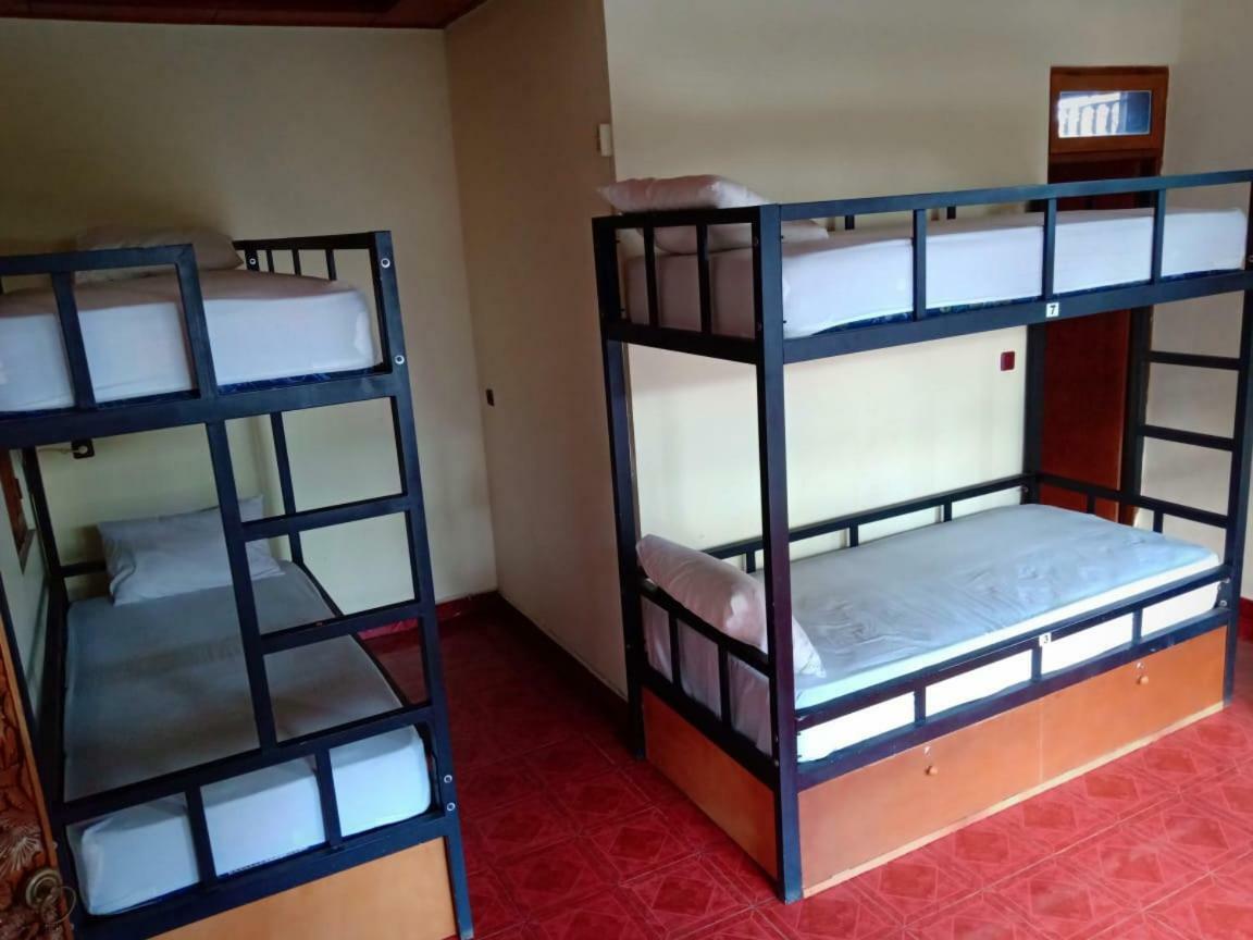 Uma Kutuh Hostel
