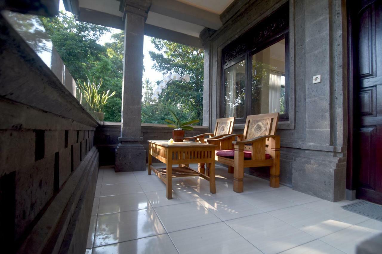 Arik's * Ubud