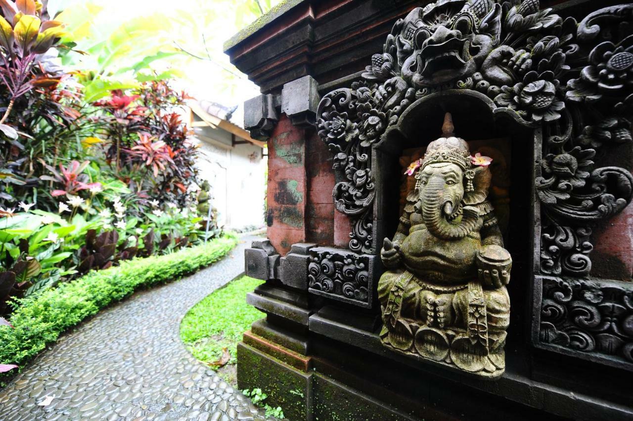 Mimpi Villa *