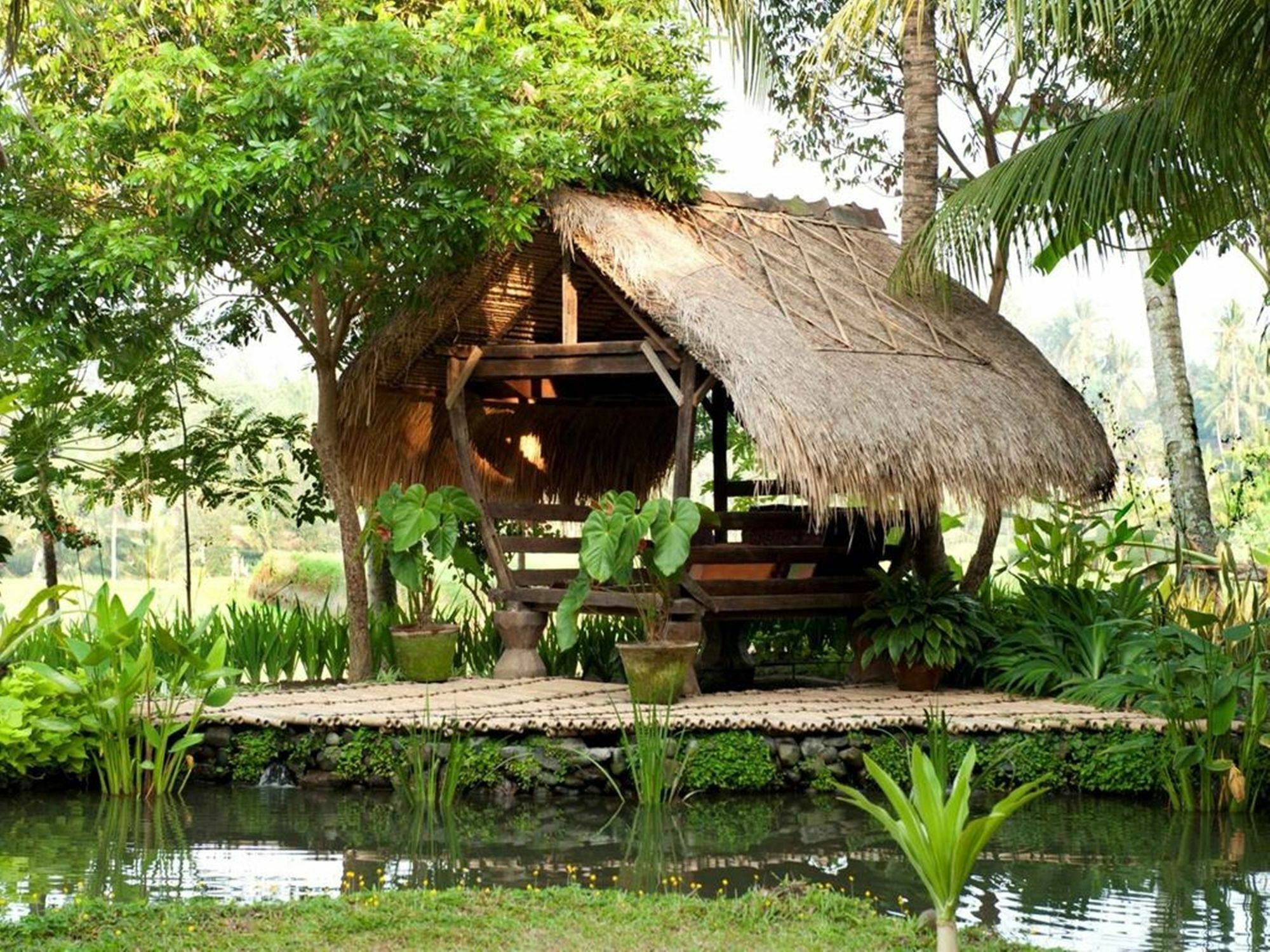 Omah Apik Hotel 4*