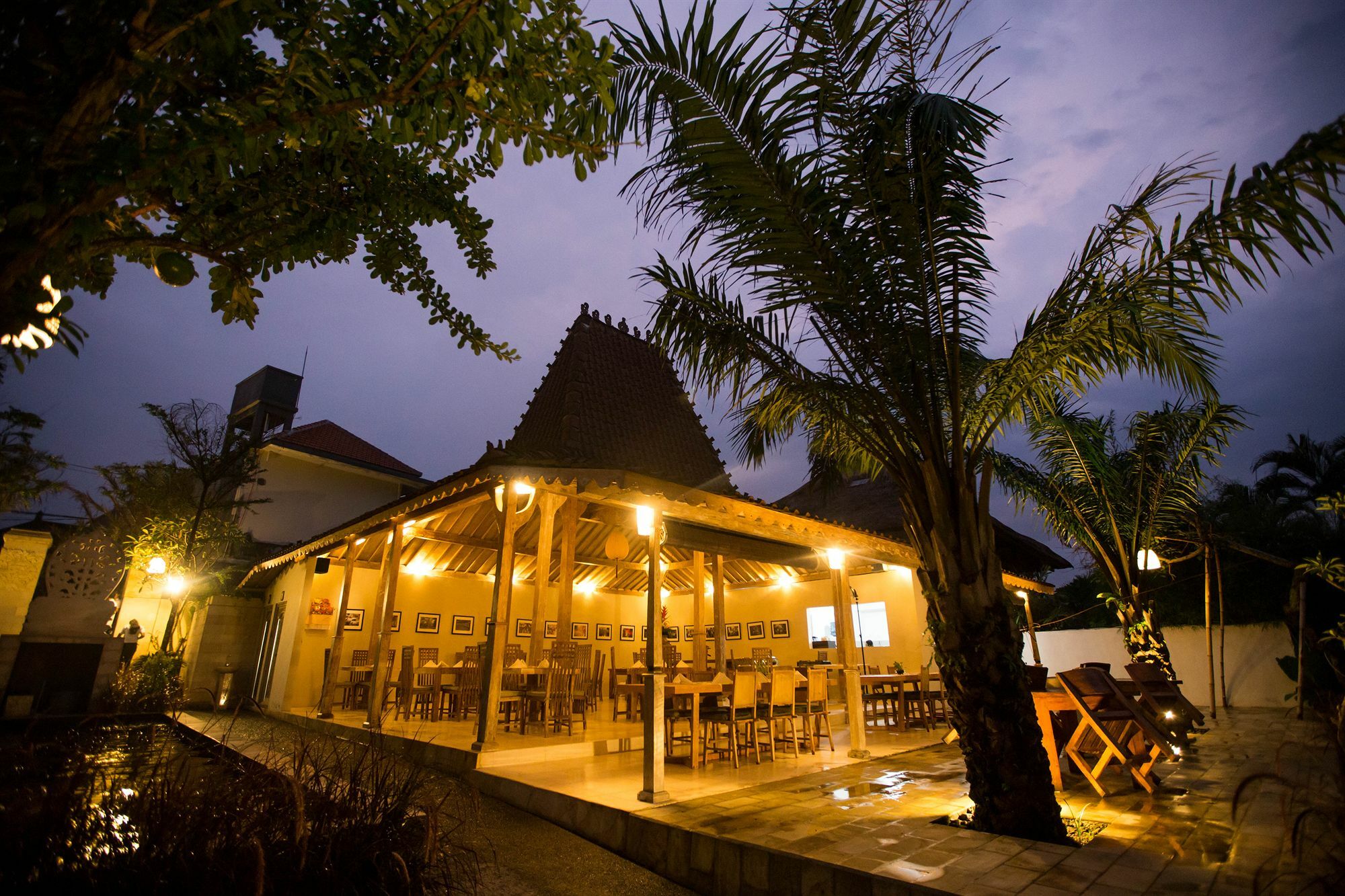Hotel The Grand Sunti BALI