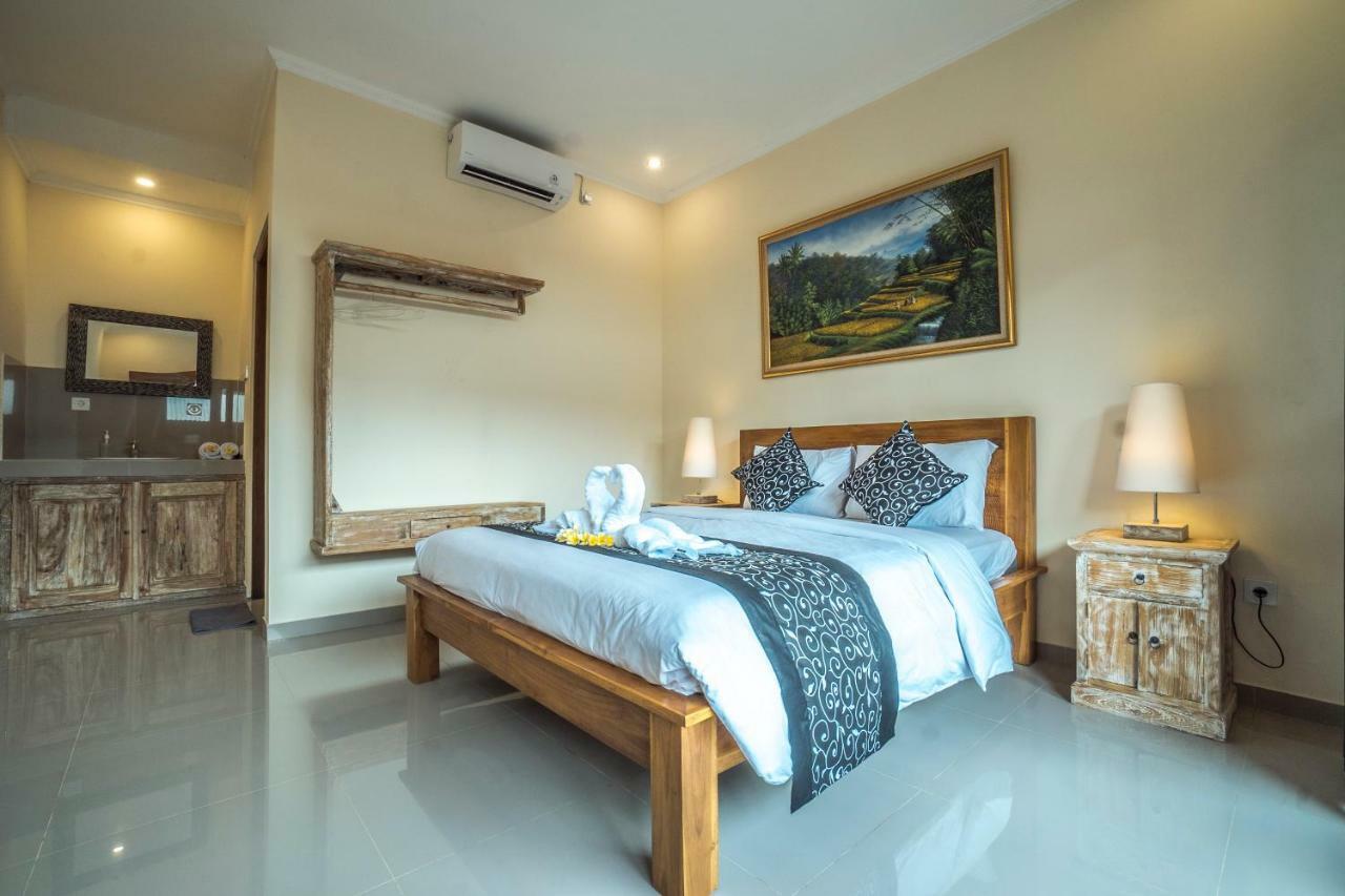 Saka House *