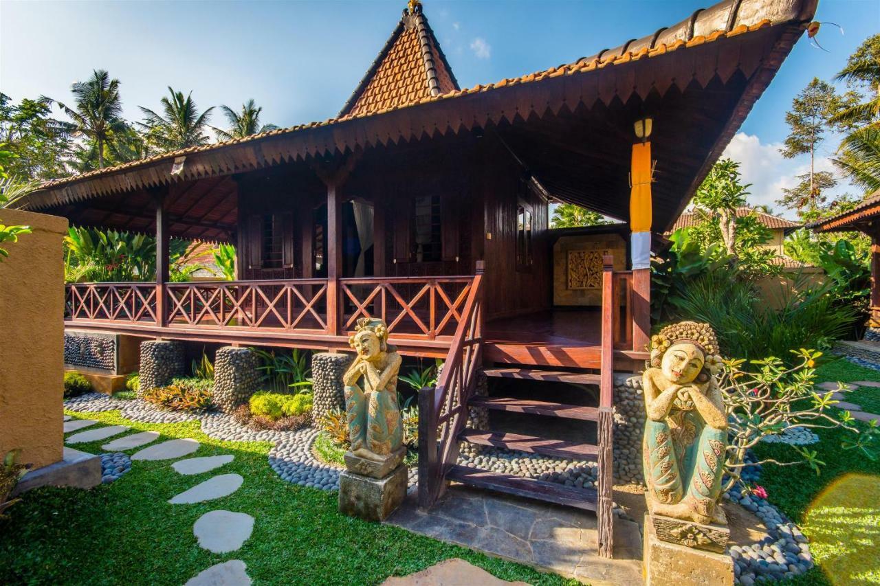 Lestaru * Ubud (Bali)