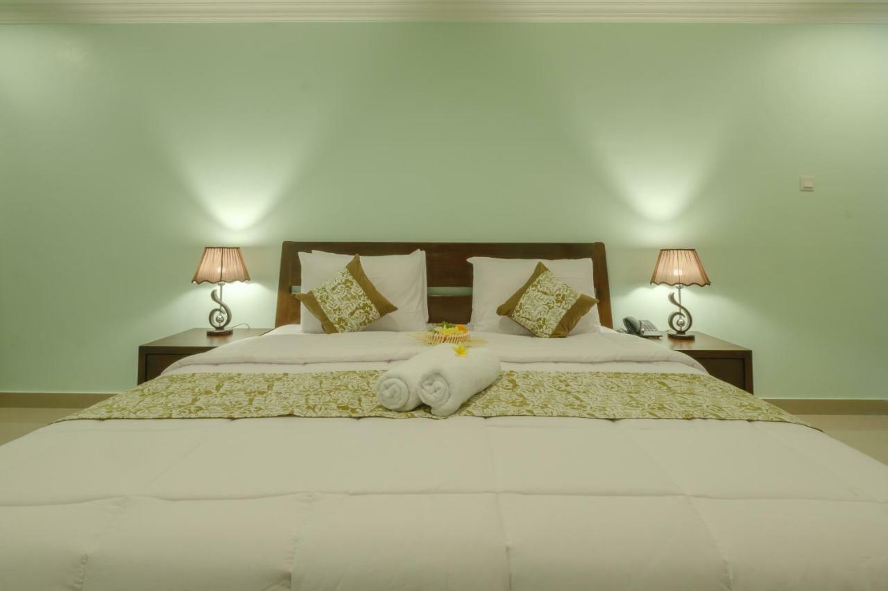 Grey House Monkey Forest Hotel 3*