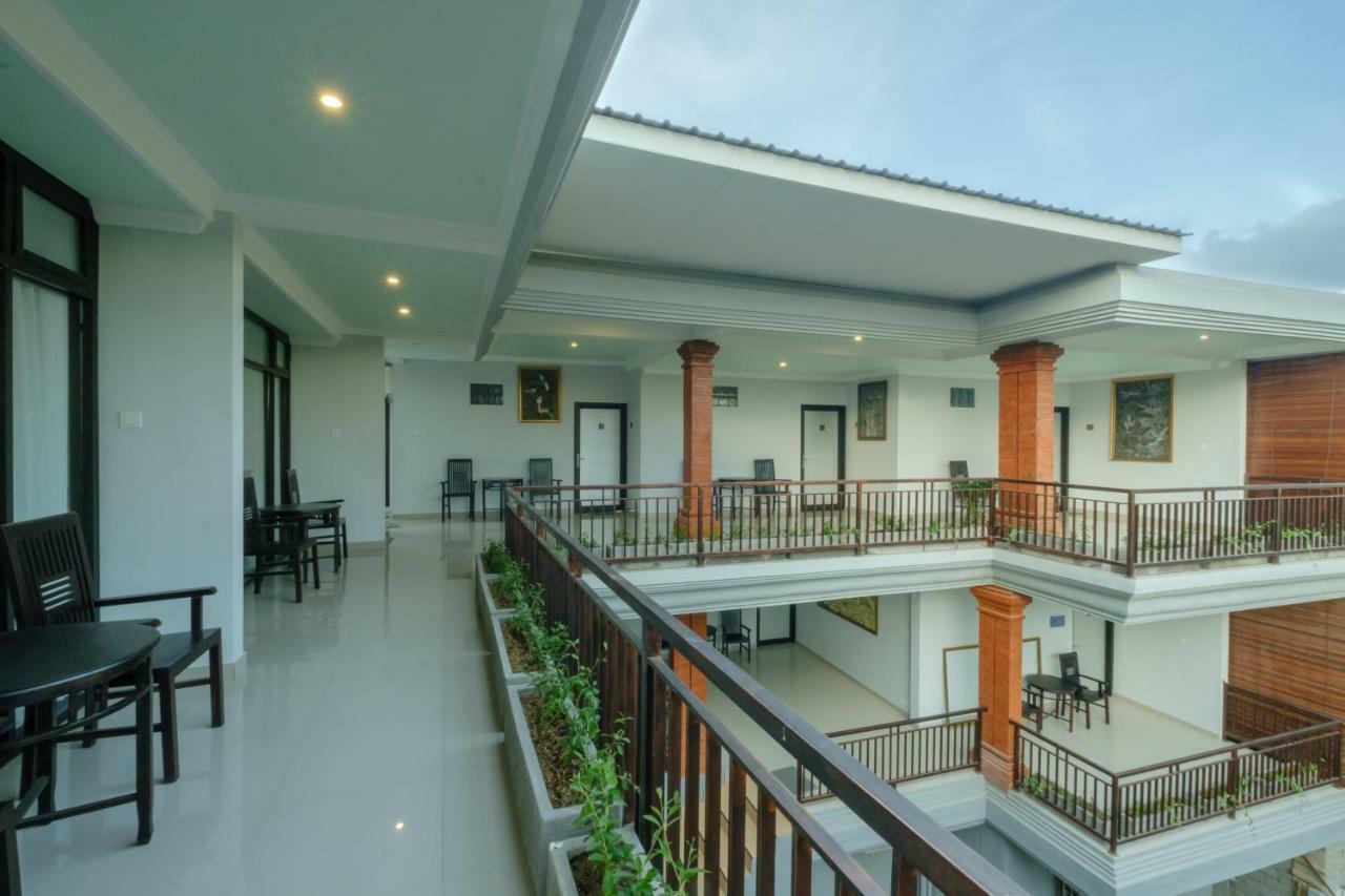 Grey House Monkey Forest Hotel Ubud (Bali)