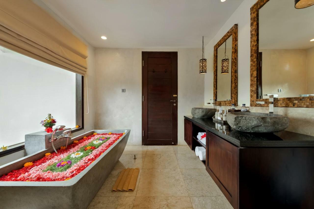 Kembang Bali Villa *