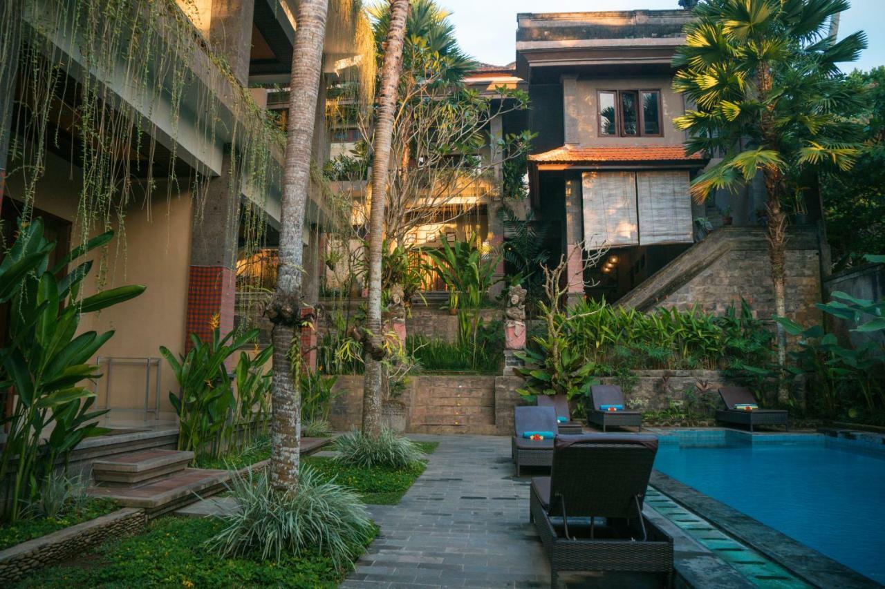 Alam Terrace
