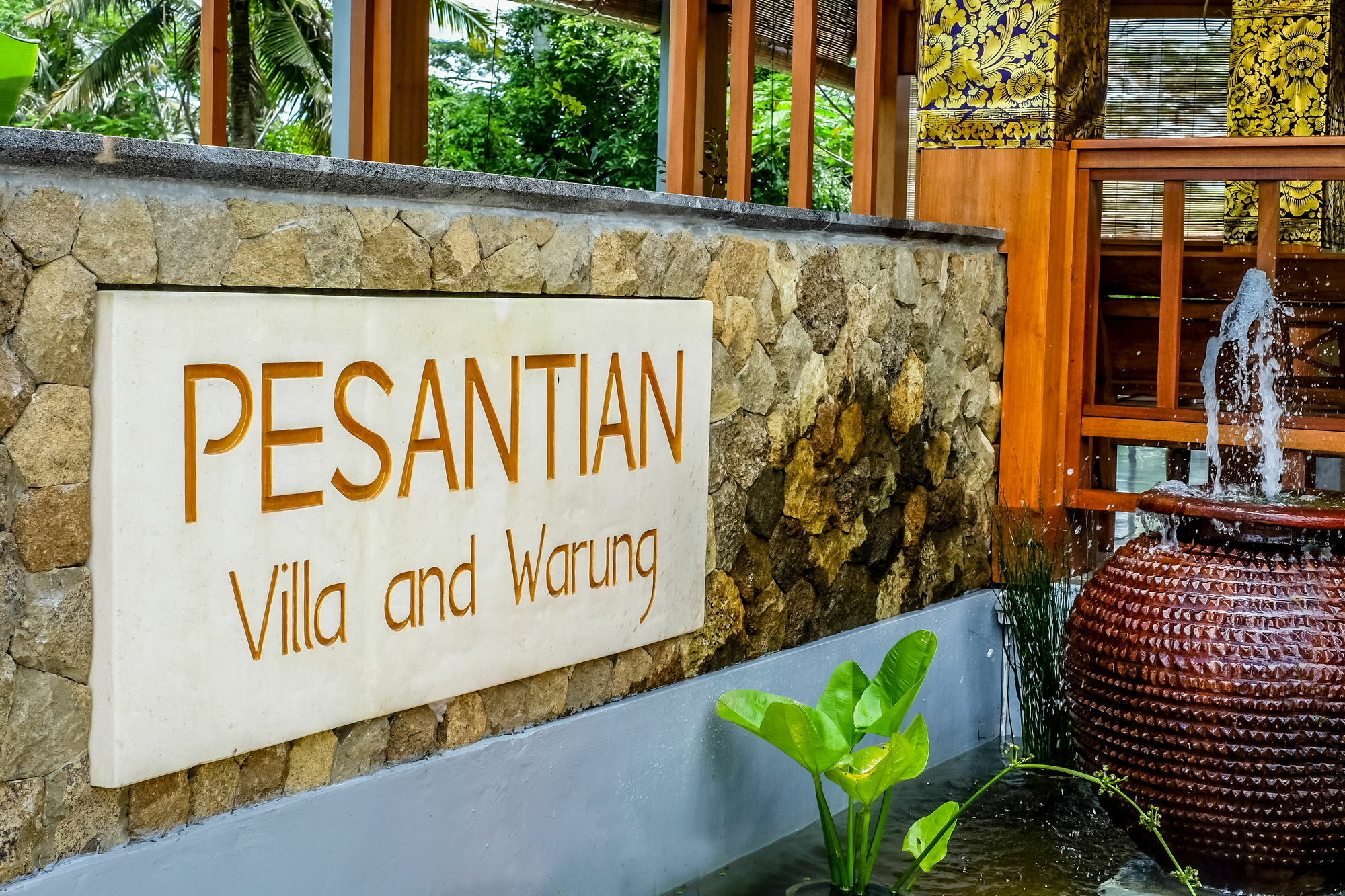Gasthof Pesantian Villa&warung By Ecommerceloka Ubud