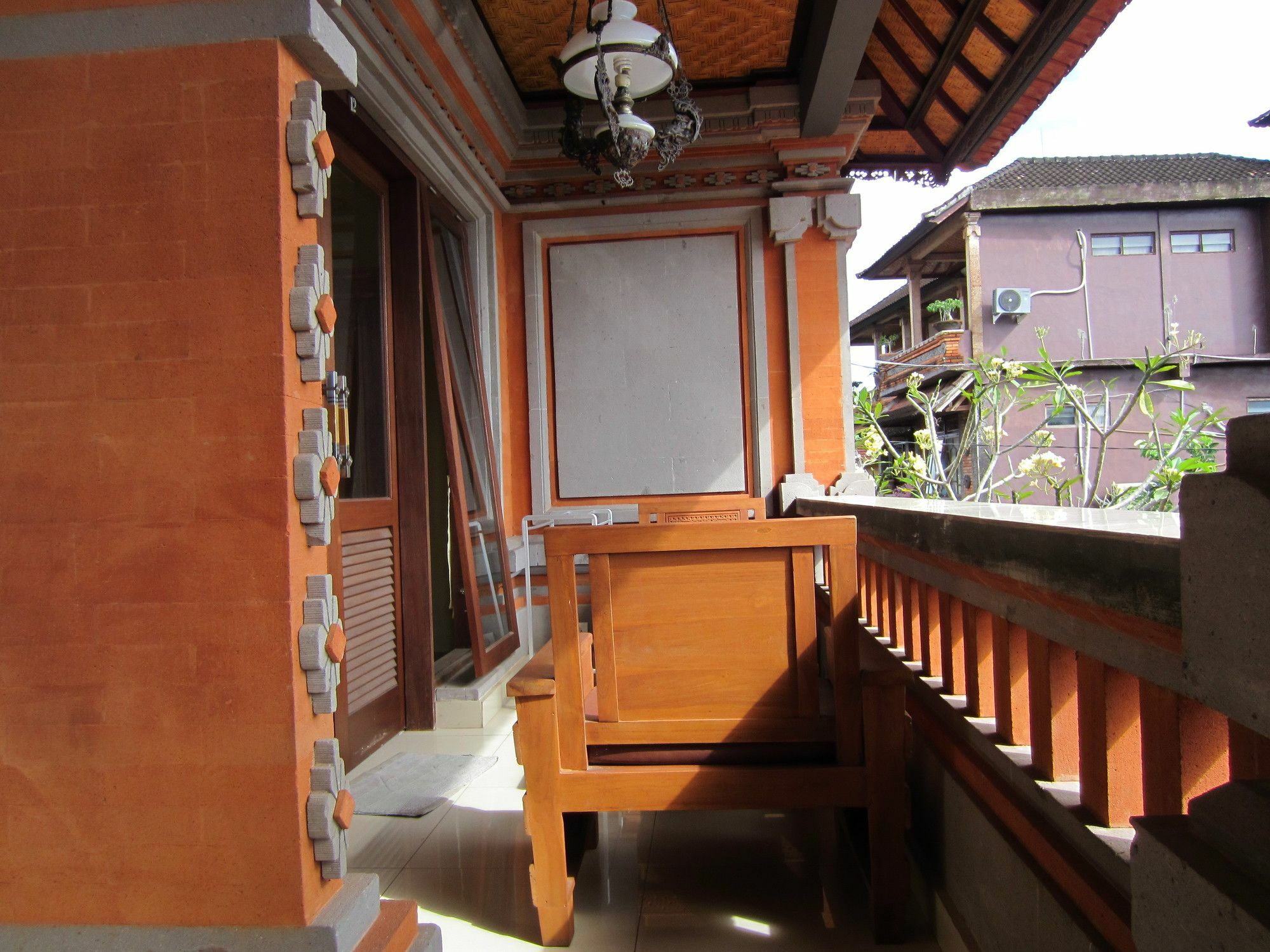 Danasari Homestay 2*