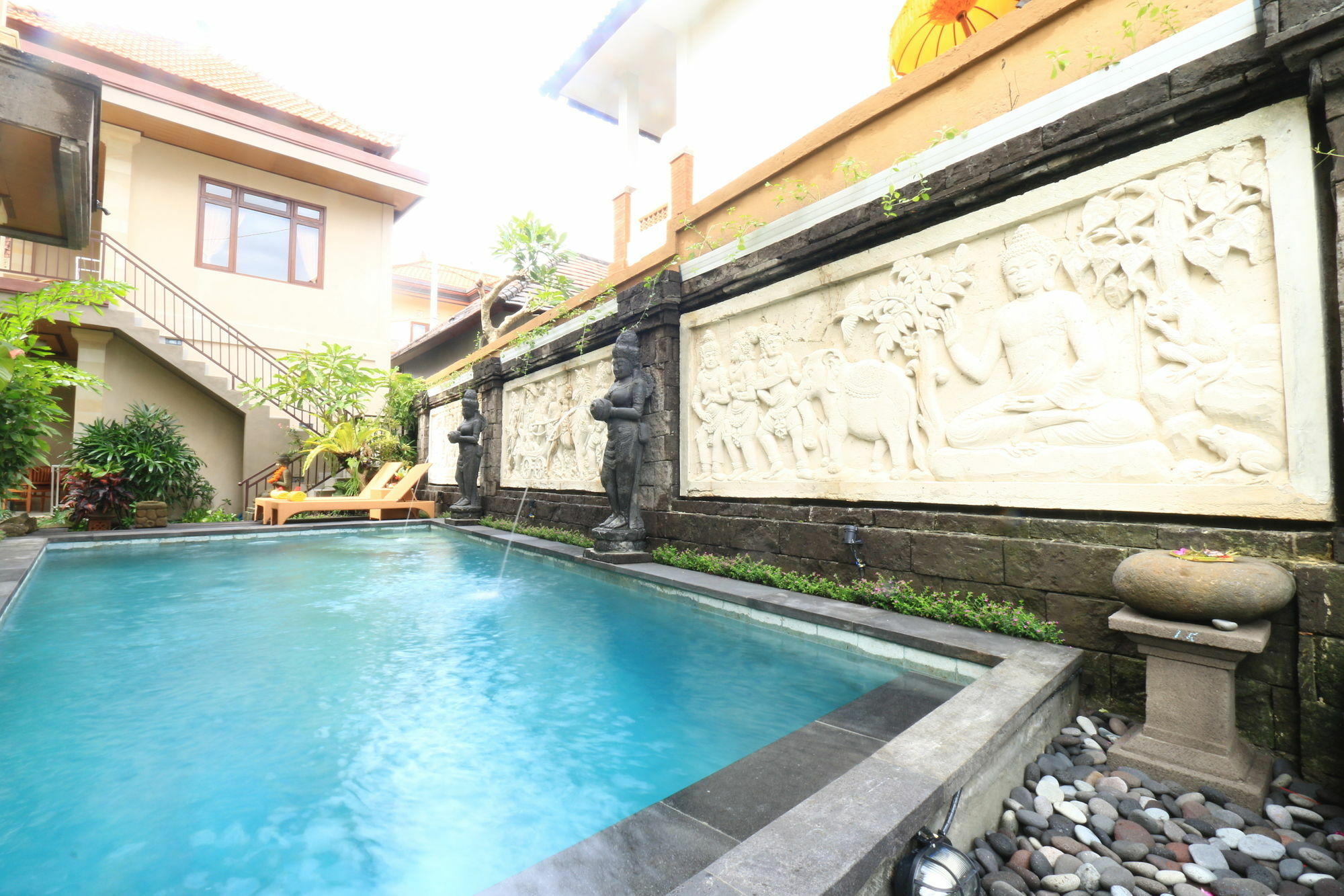Guest house Frangipani *