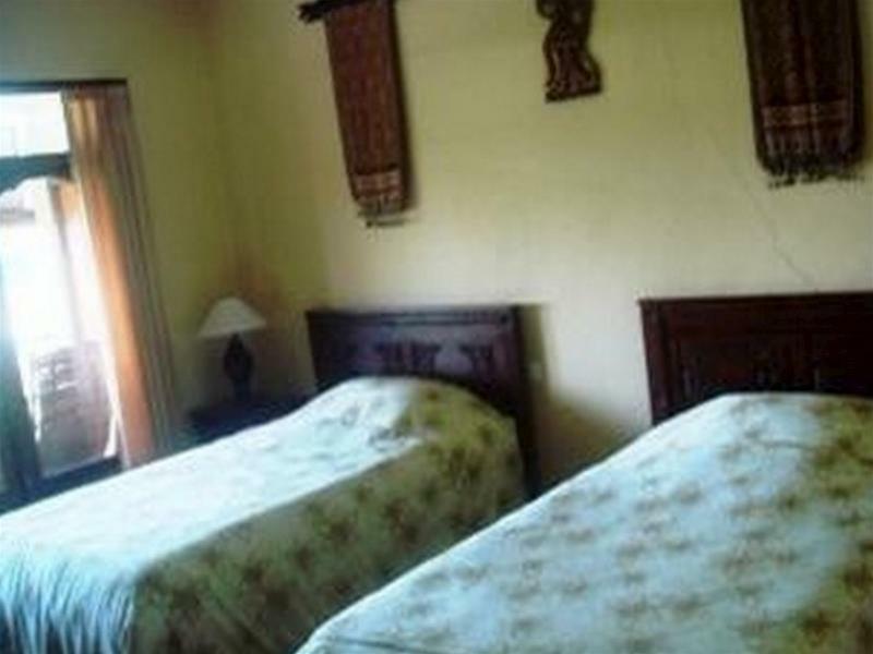 Nuriani Rumah tetamu 3*