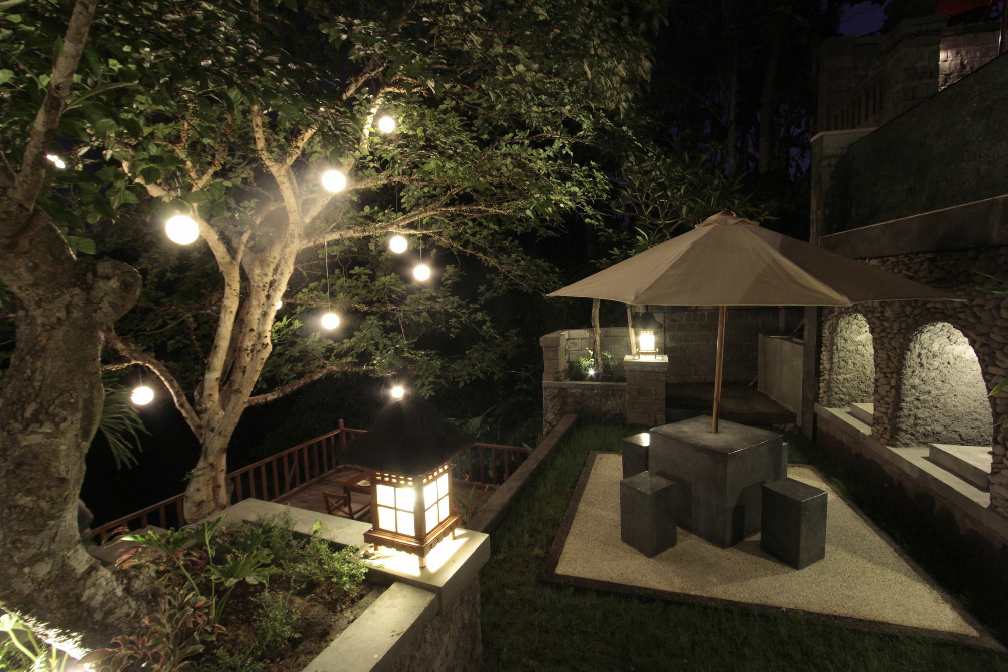 Villa Griya Shanti &
