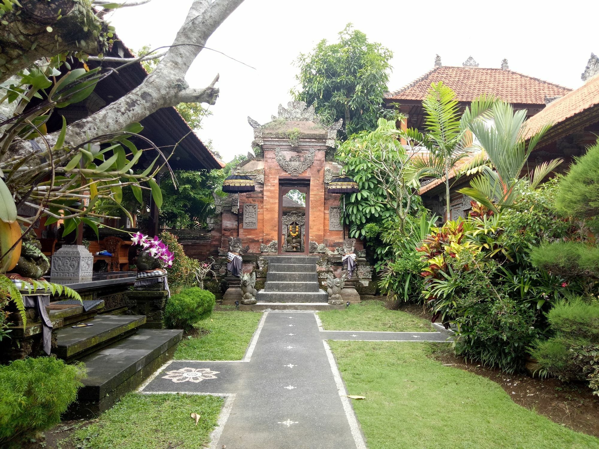 Puri Anyar Heritage Homestay *