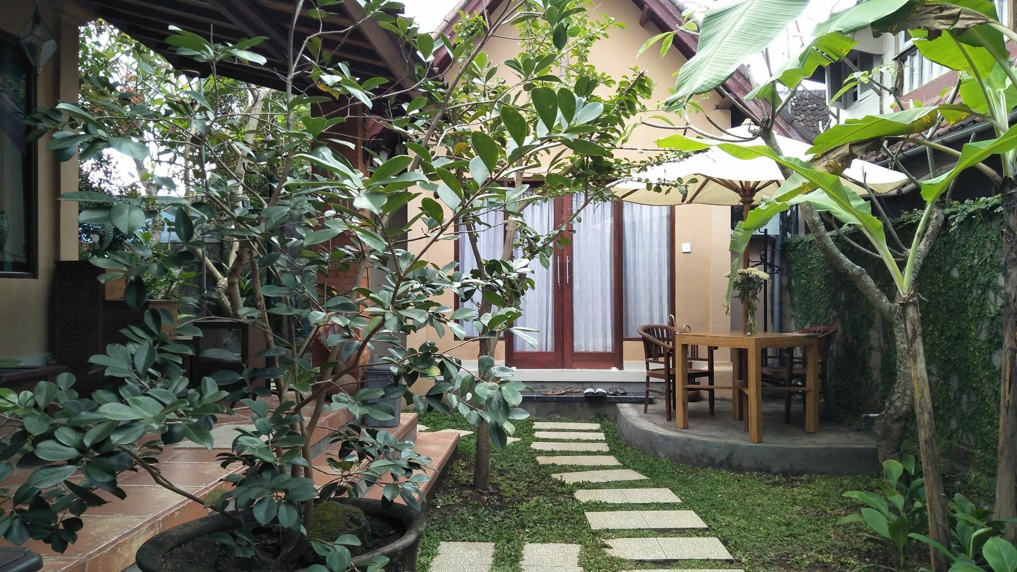 Griya Sriwedari Casa de hóspedes