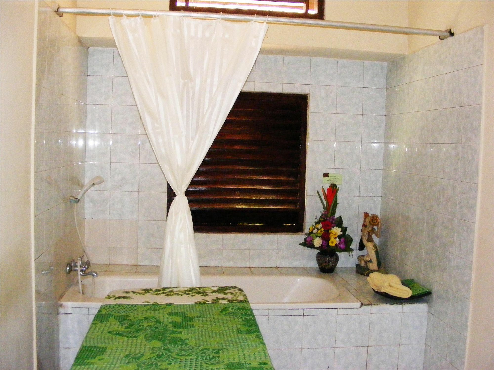 Guest house Jalan Jalan &
