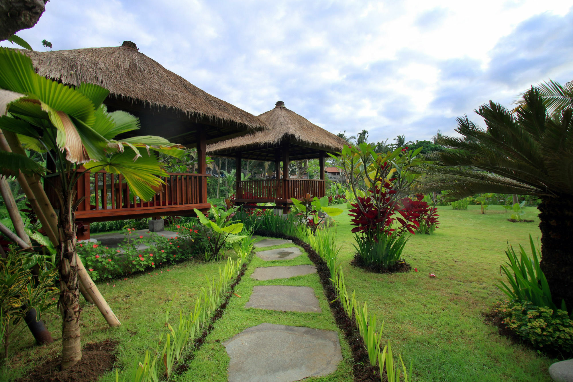 Byasa Guest house 3*