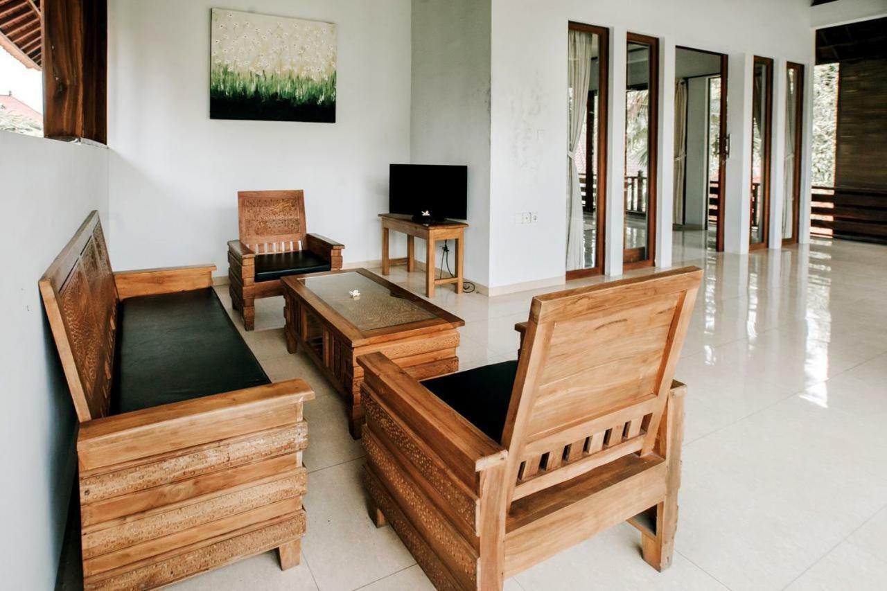 Taman liburan Budhi Ayu