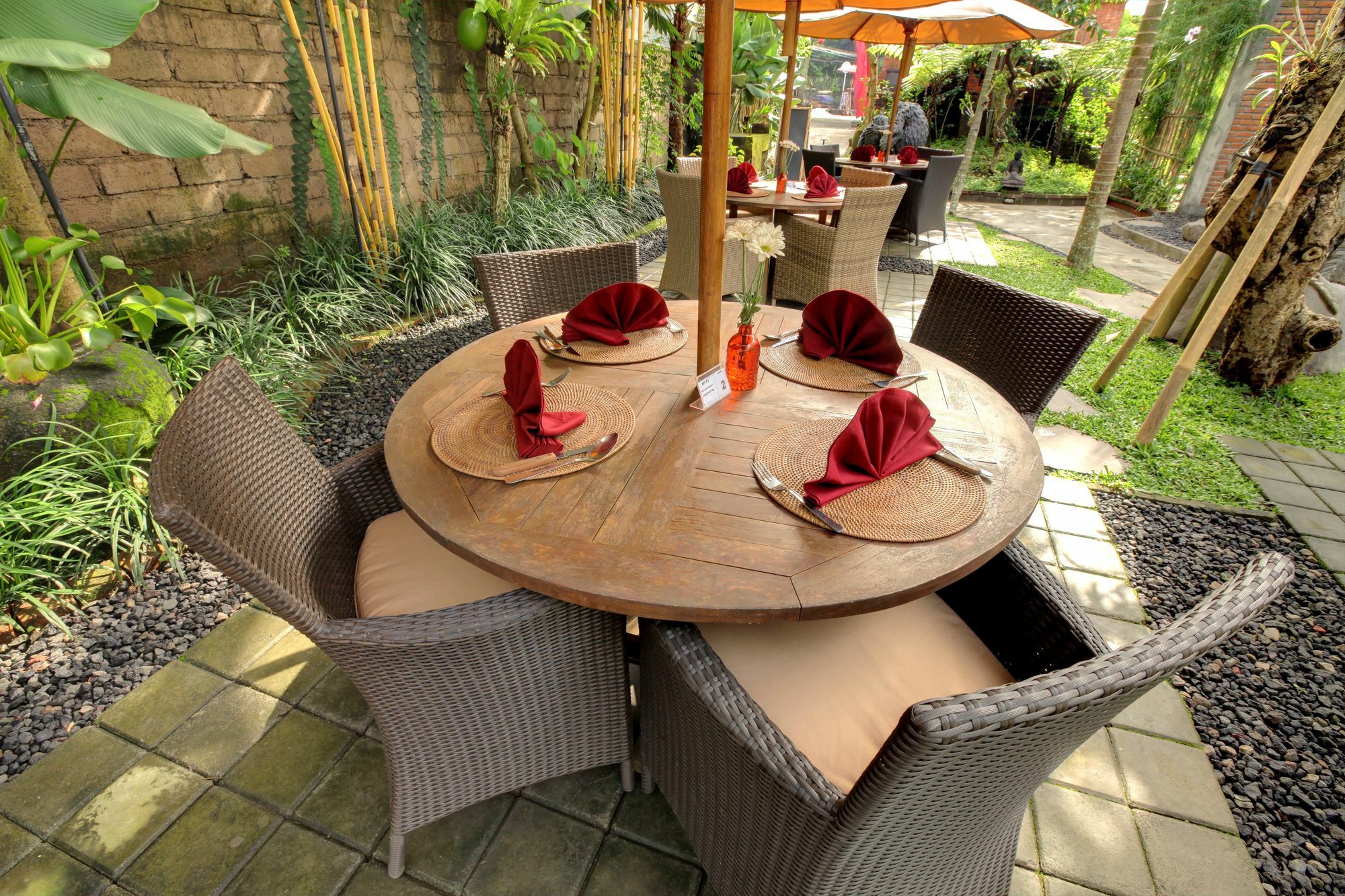Gana & Restaurant Hotel 3*