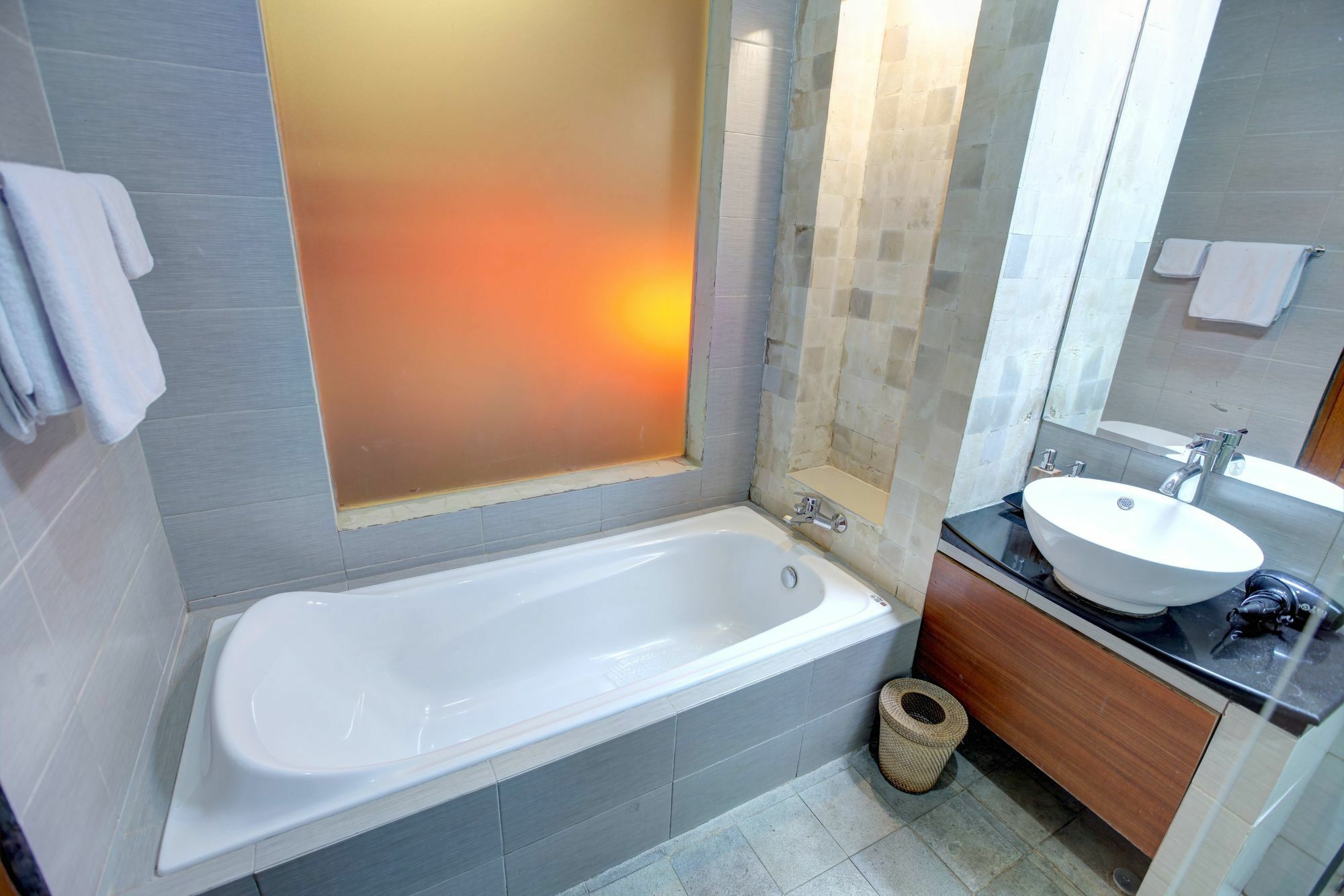 Gana & Restaurant 3* Ubud (Bali)