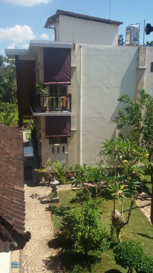 Murdhasari Gasthuis 2*