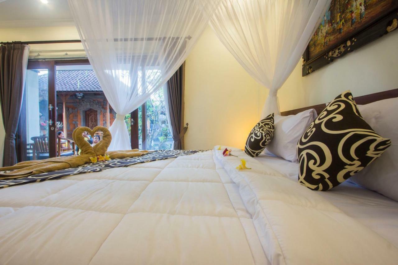 Nengah House *