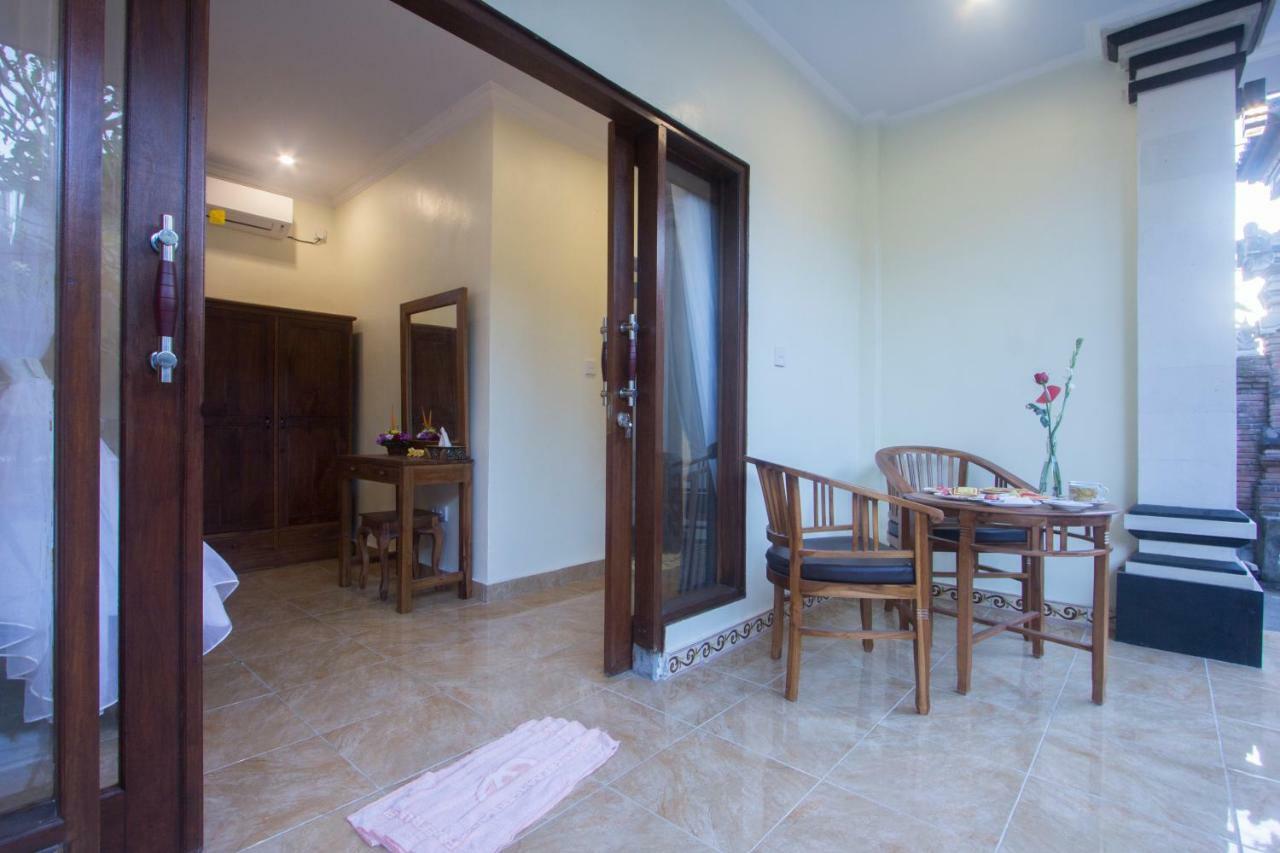 Homestay Nengah House