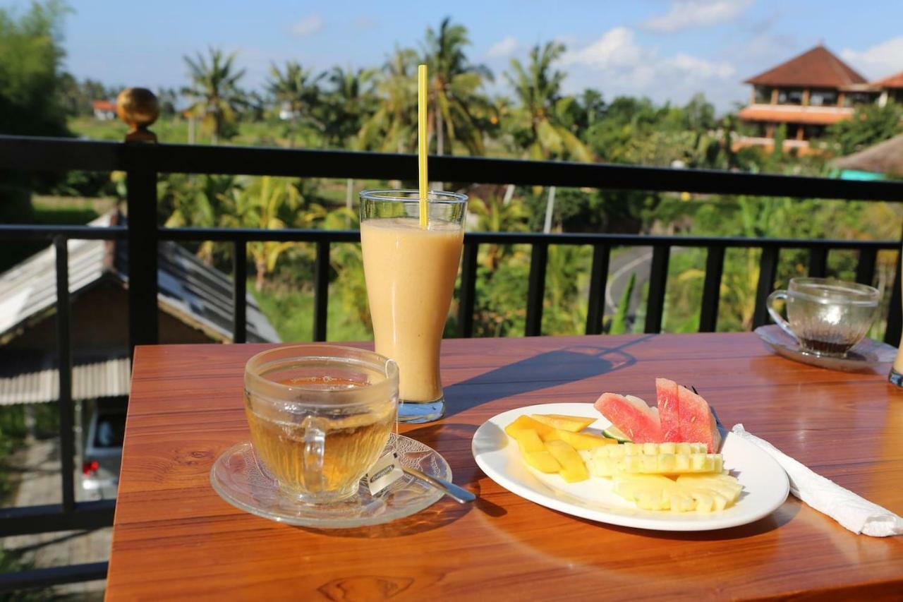 Ancut Sari Guest house