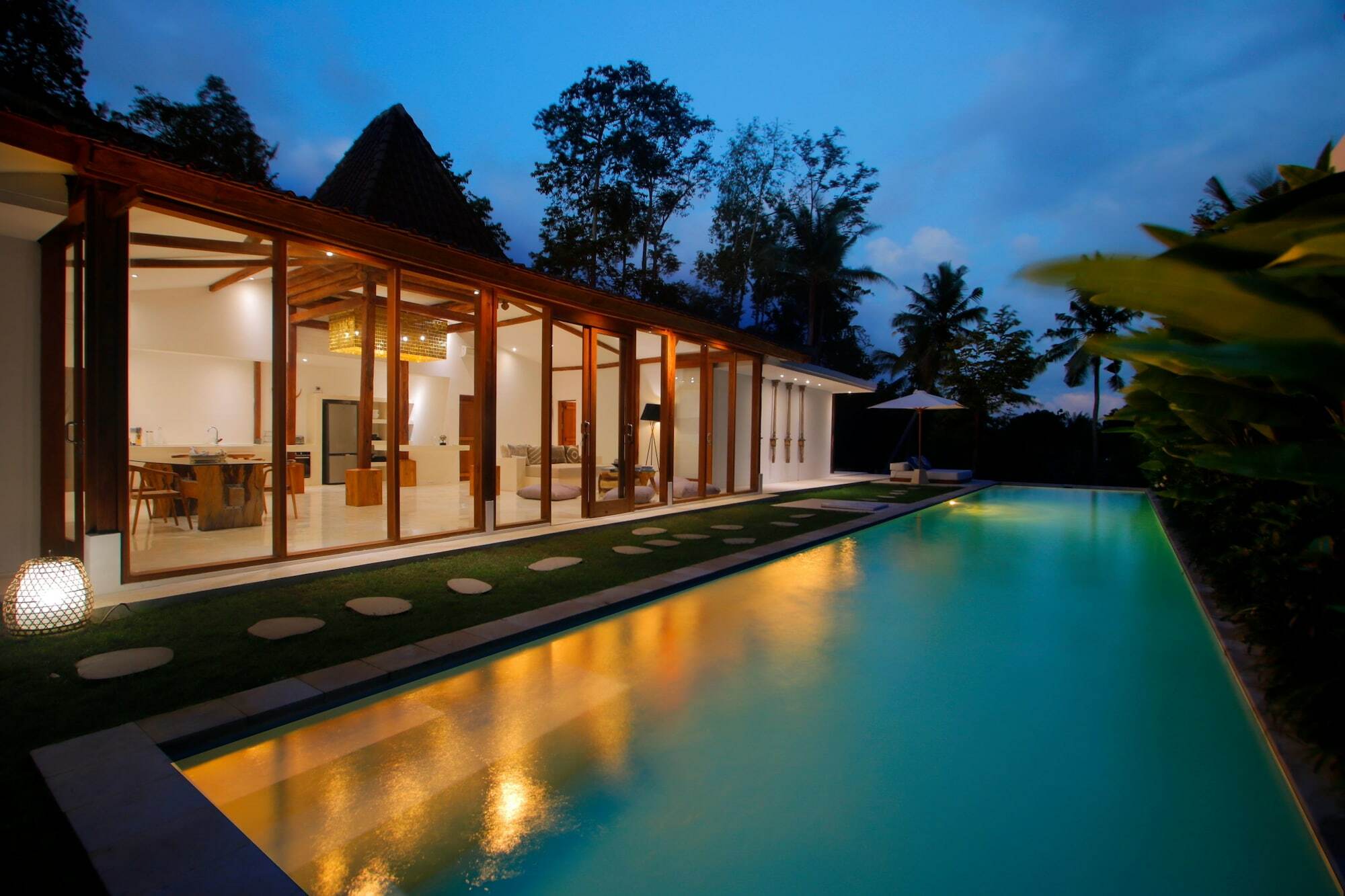 Villa The *