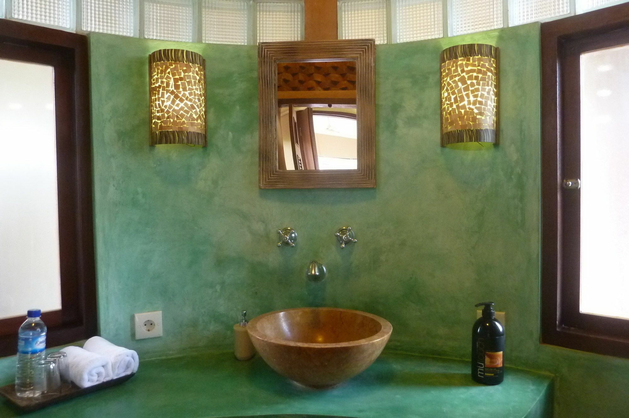 Ubudsuites 3*
