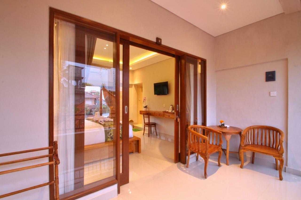 Meranggi Homestay *