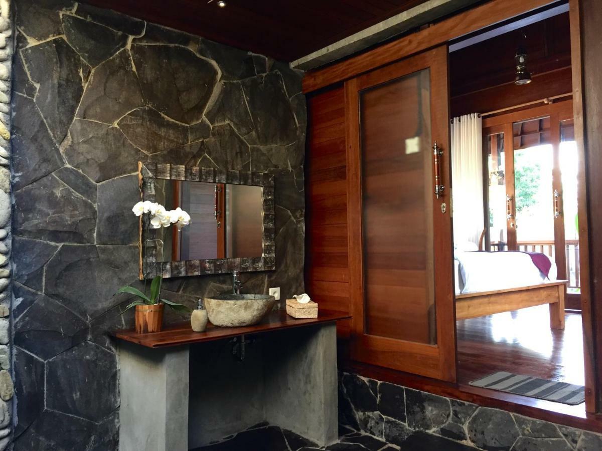 Hidden Point Villa *