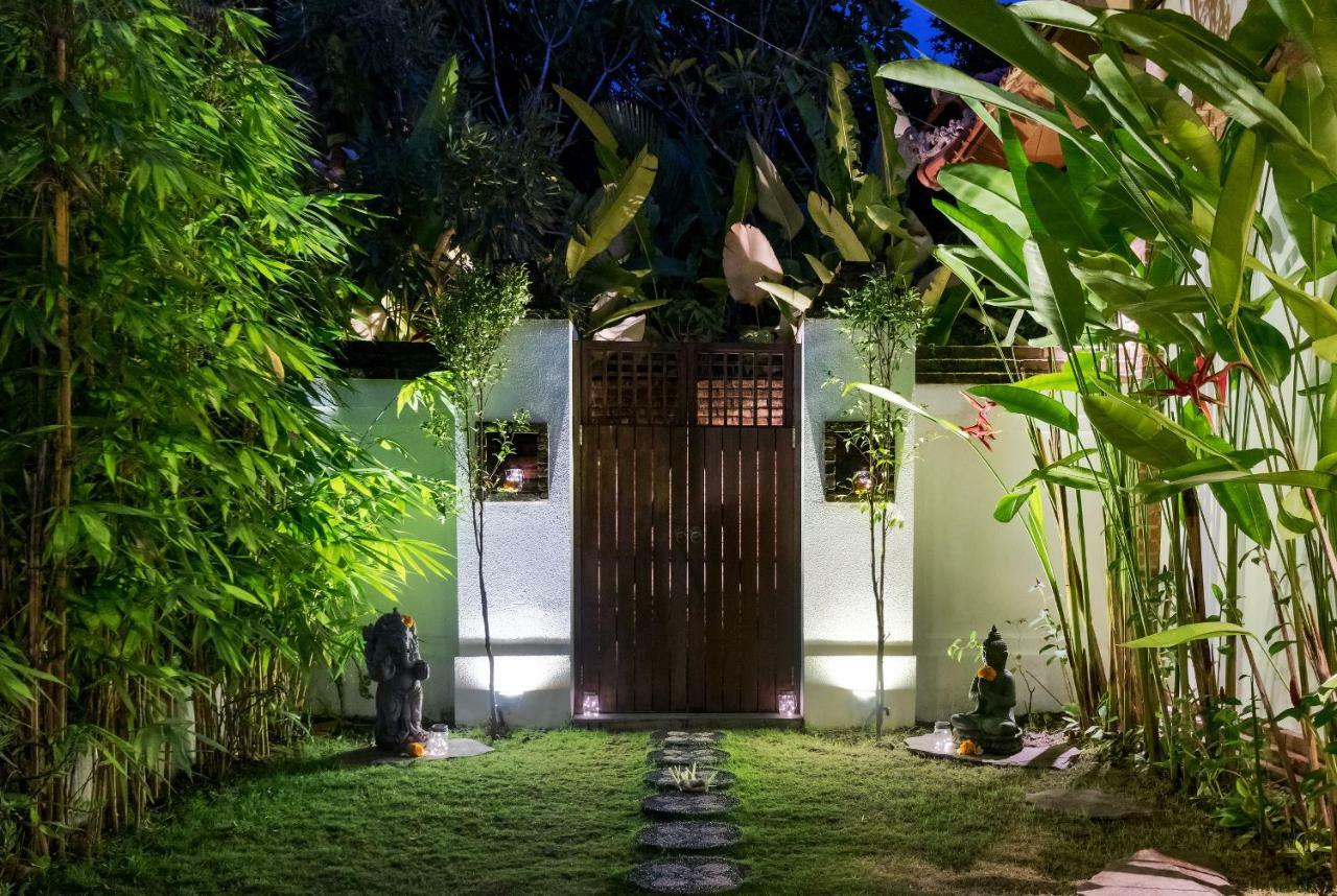 Bijia W Private Pool - Peaceful Quiet Luxury - Near Monkey Forest Ubud