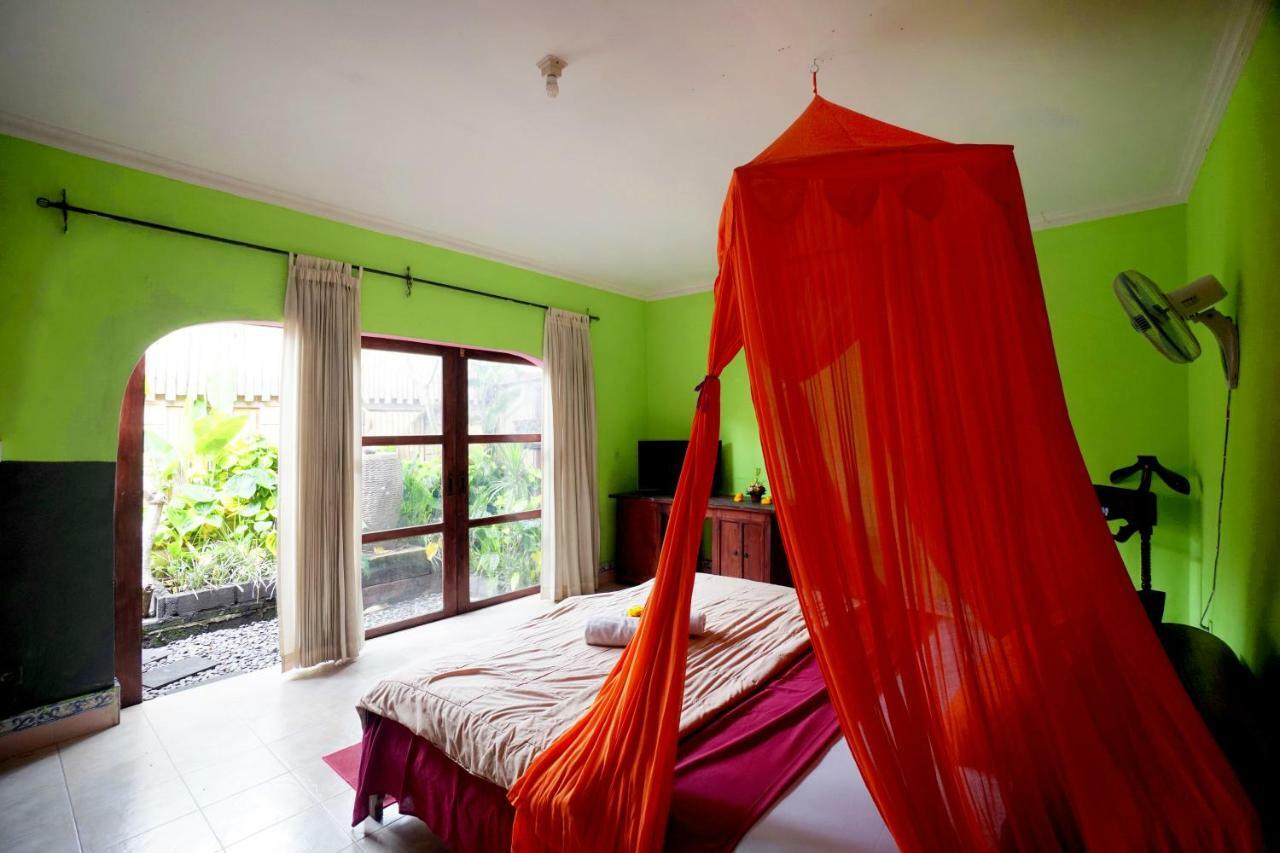 Guest house Asik Bali House