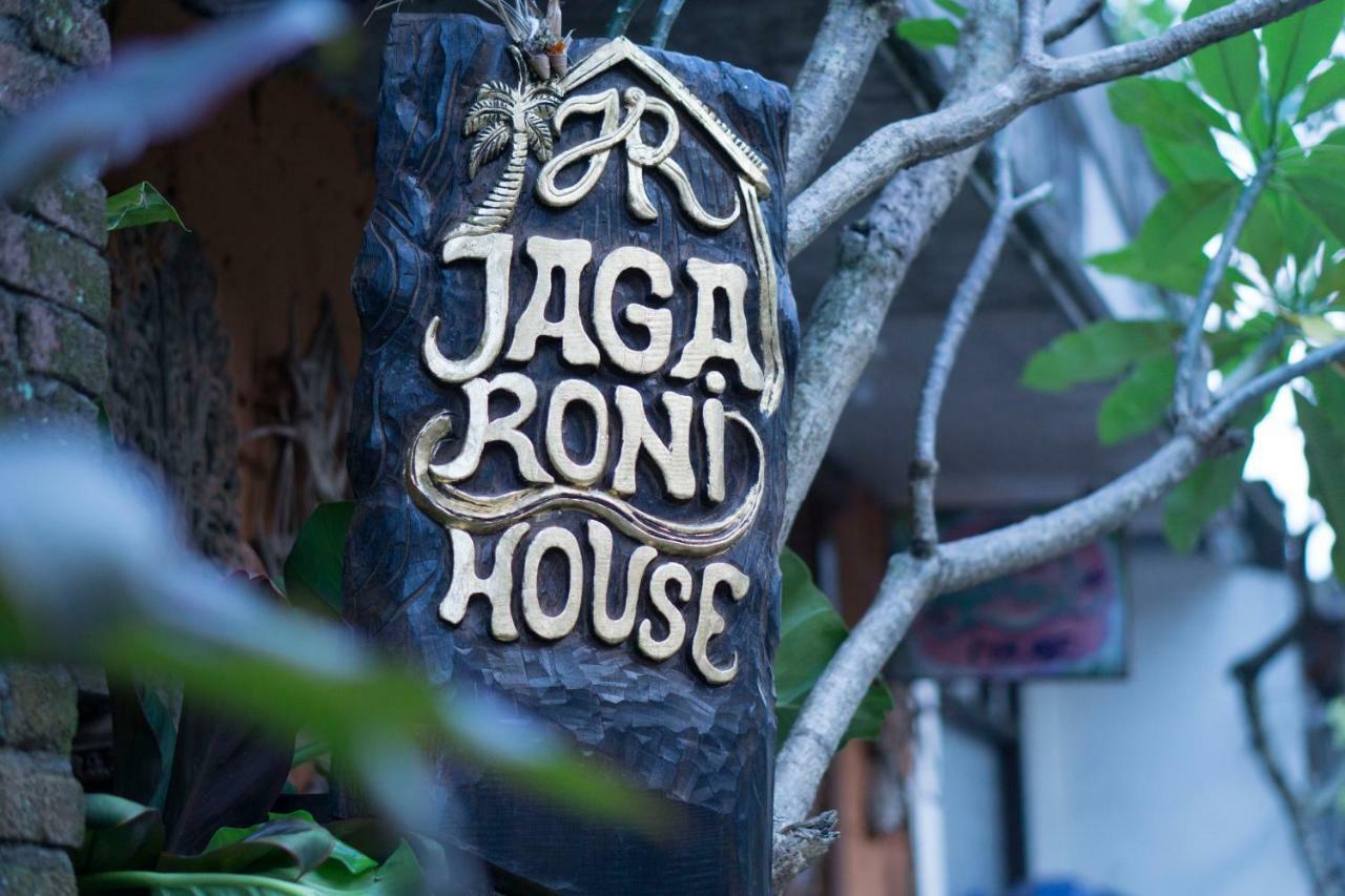 Jaga Roni House Homestay
