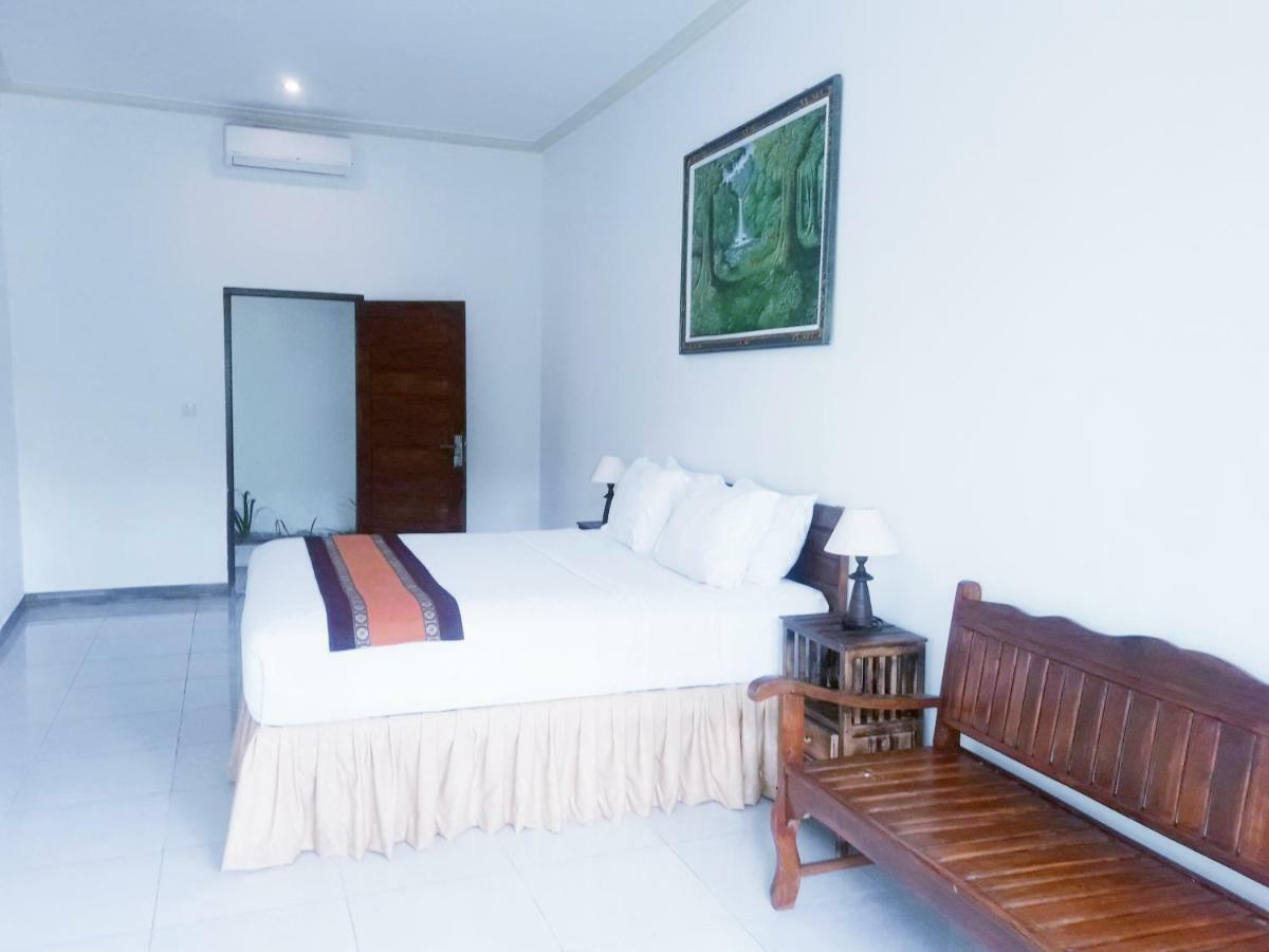 River Side House Guest house *