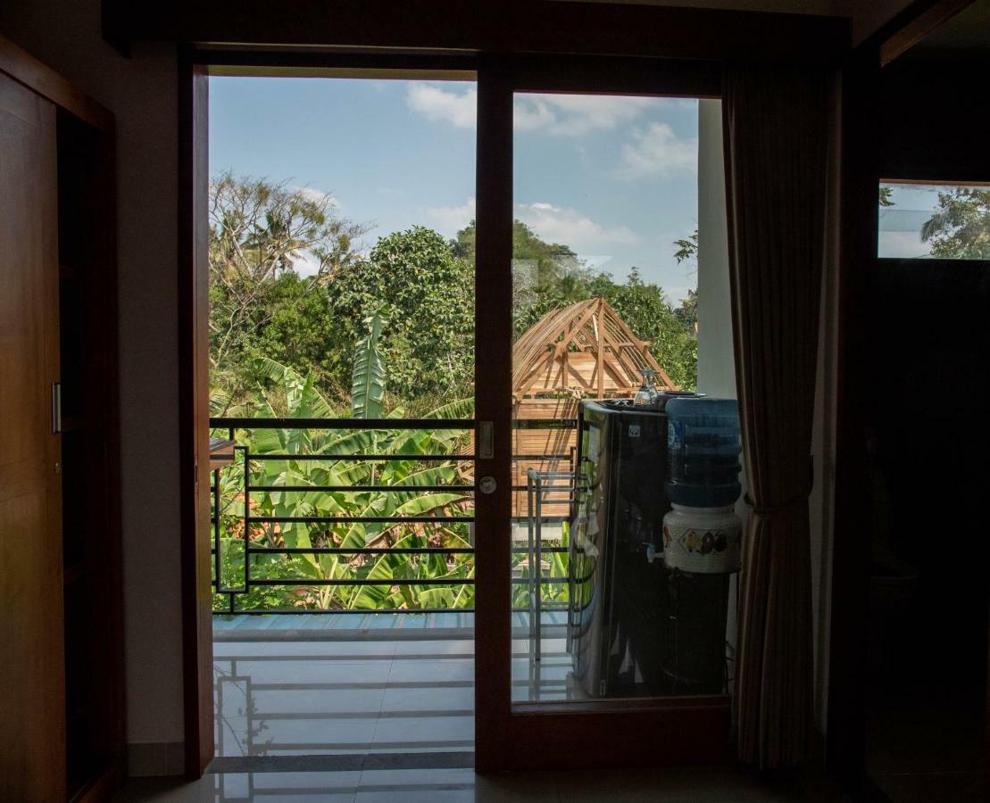 Apartment Ratna 4 *