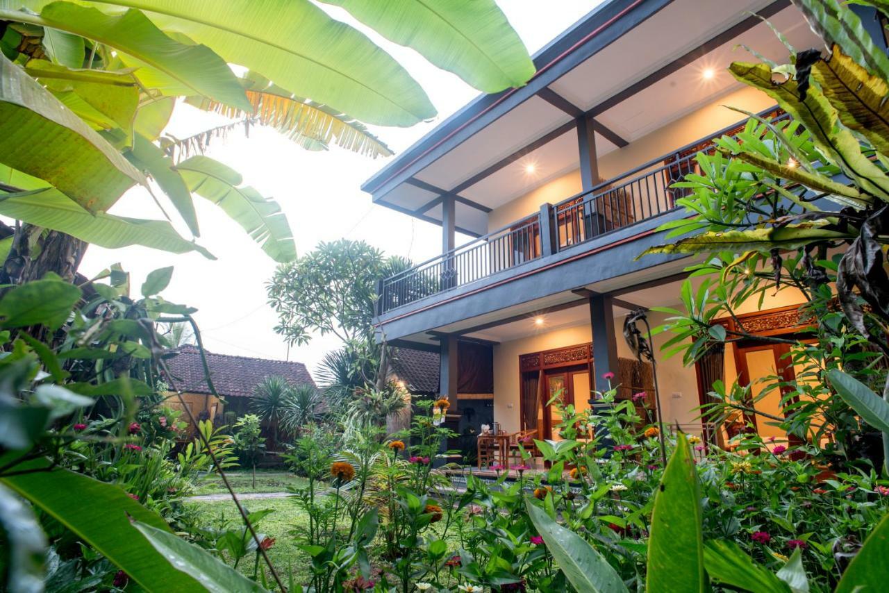 Shindu 8 Guest house