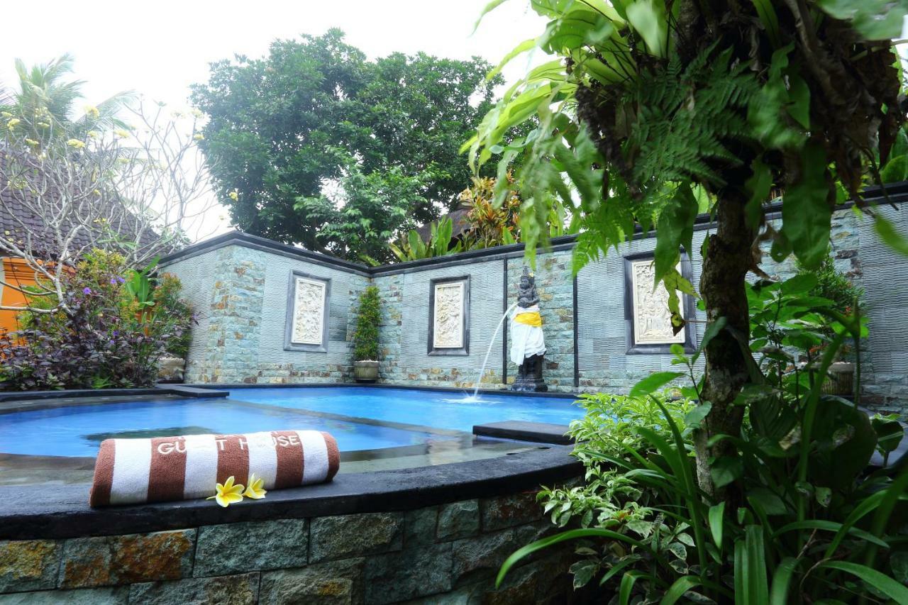 Casa de hóspedes Loka Sari And