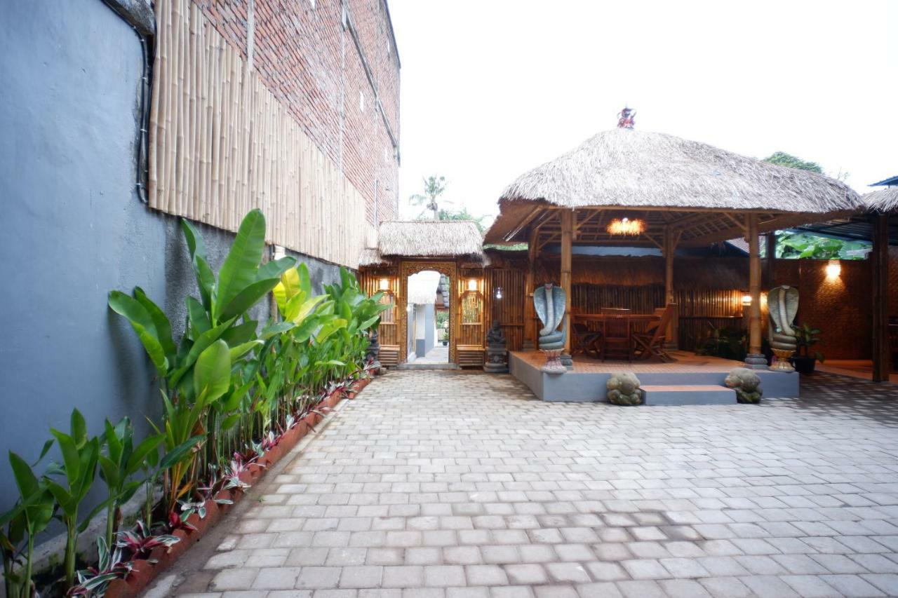 Agung Alit Guest house *