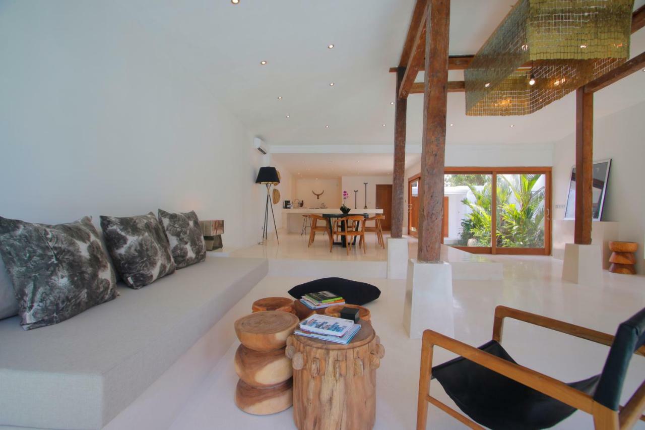Villa The