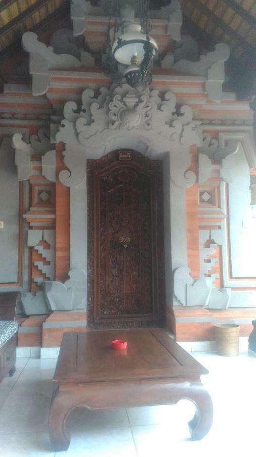 Dewi Antara *