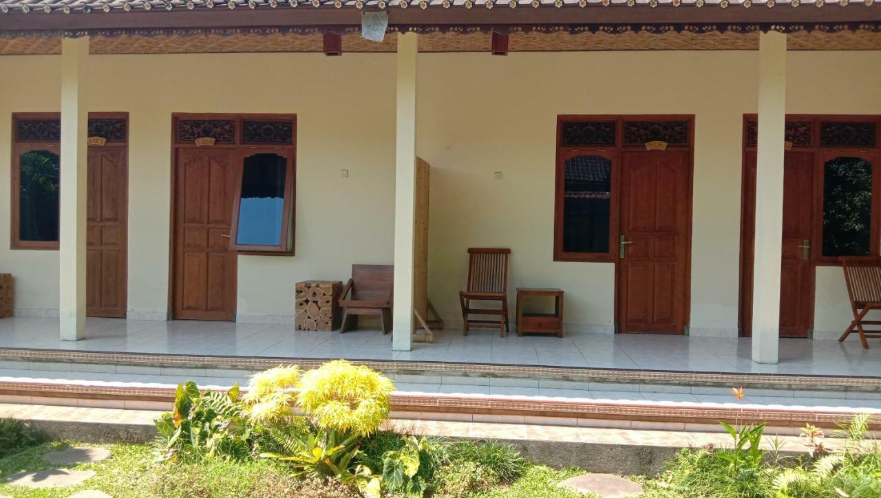 Guest house Astawa House 2*
