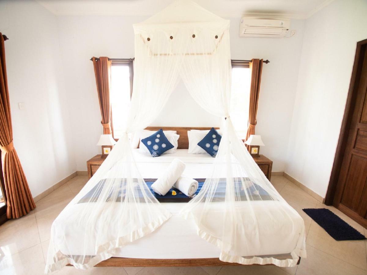 Homestay Kencana House *