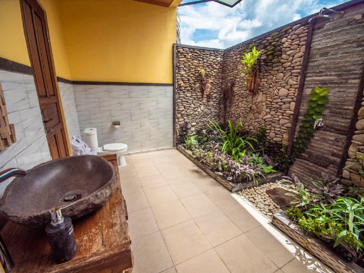 Kencana House Homestay