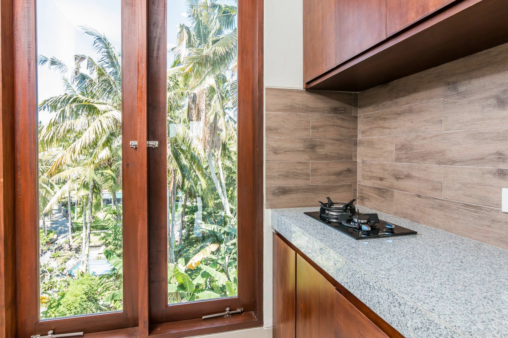 Zen Pengosekan 4 Hotel 3*