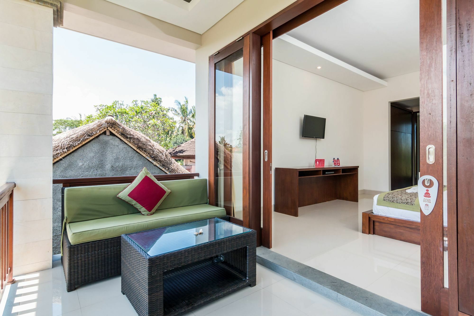 Hotel Zen Pengosekan 4 3*