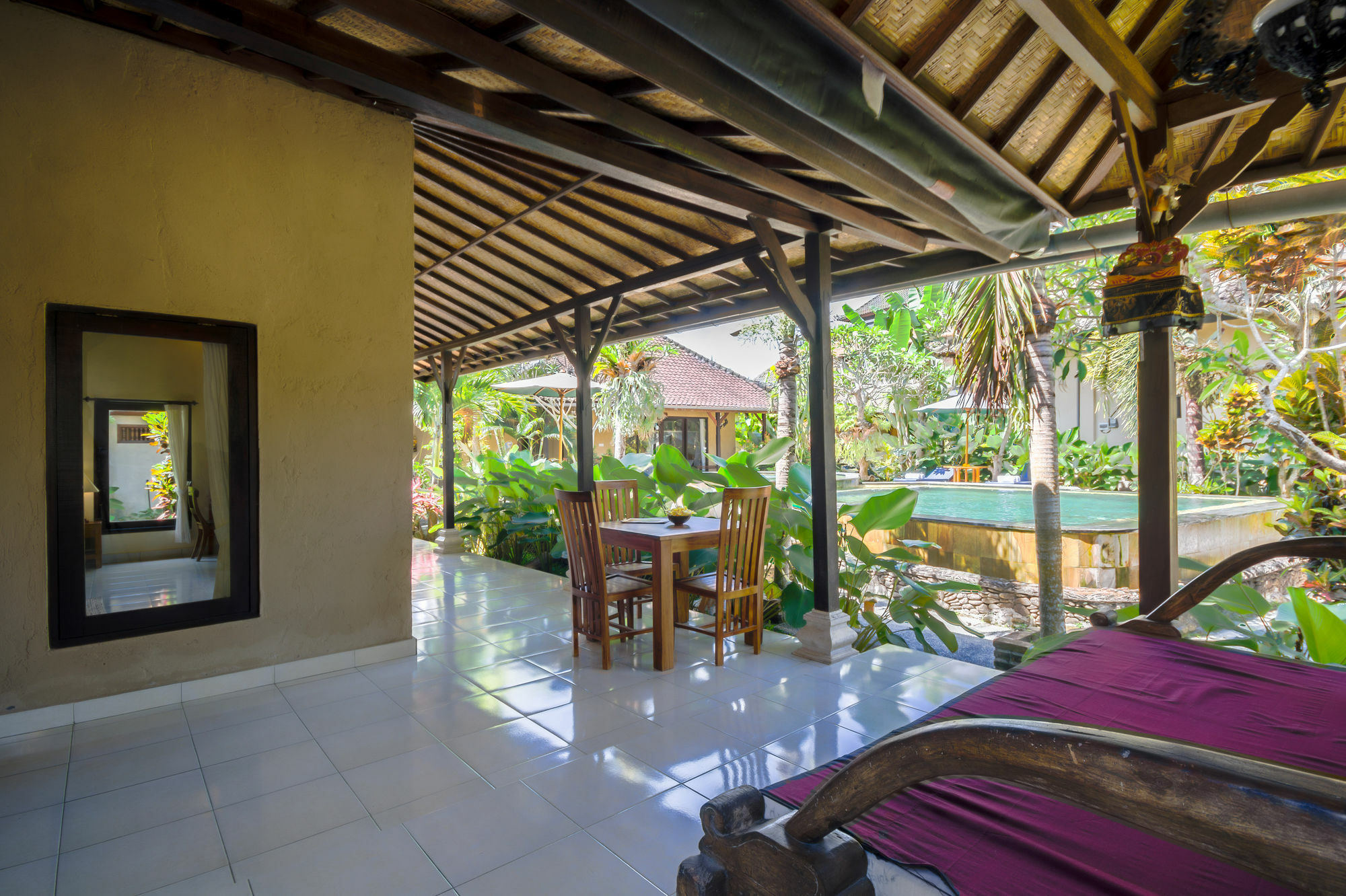 Hotel Loka Pala 3*