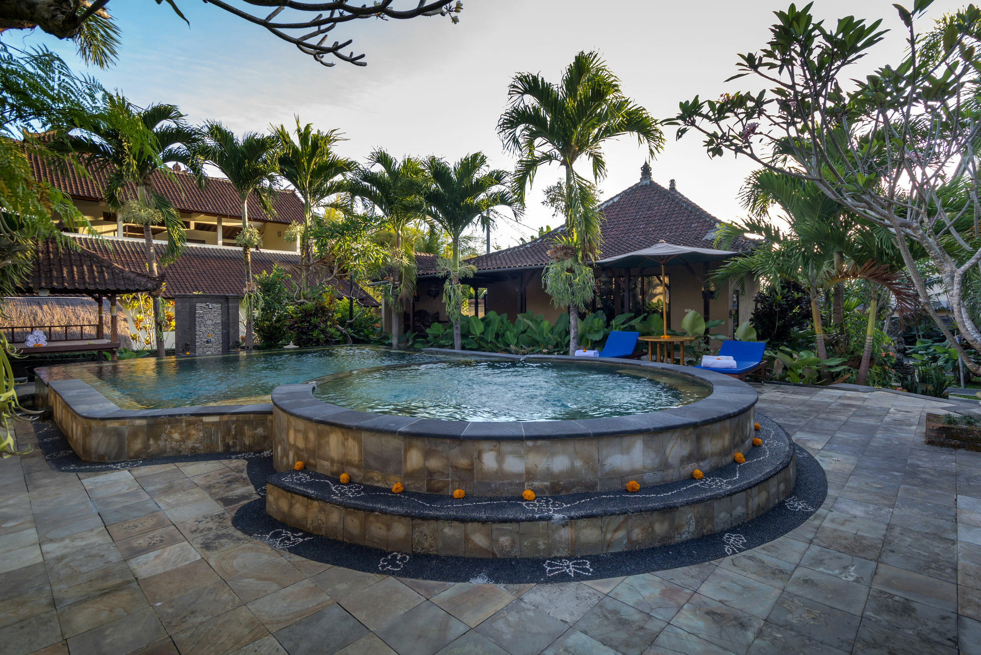 Loka Pala Hotel